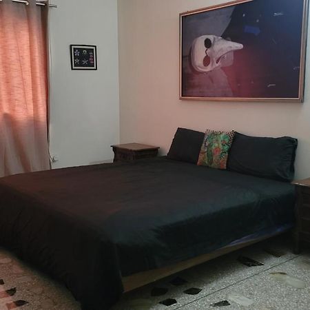 Privee Homes Karacsi Kültér fotó